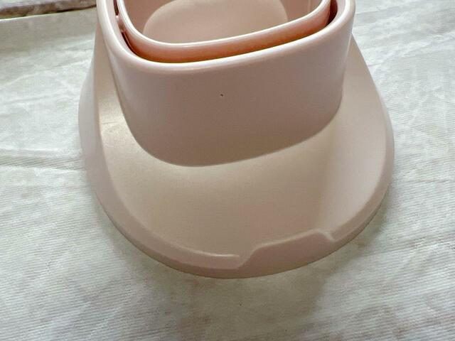 この前部分のストッパーのおかげでスマホが置けます！