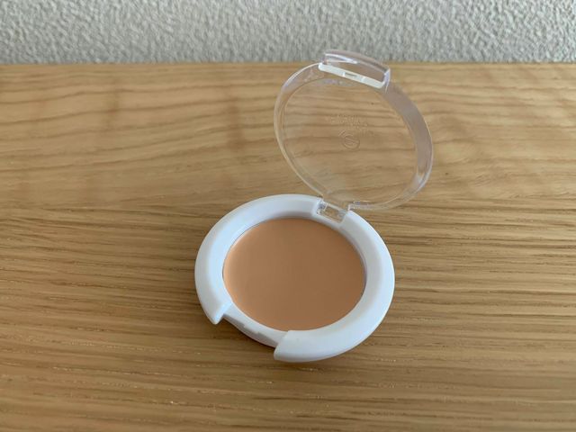 キャンドゥ　AC さらさらコンシーラー