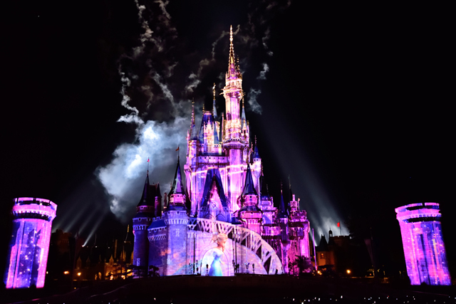 東京ディズニーランド「ワンス・アポン・ア・タイム~スペシャルウィンターエディション~」映画『アナと雪の女王』シーン全公開! ©Disney 51