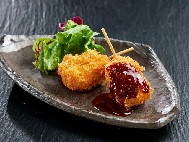 「まぐろメンチカツ」＜期間：2026年4月21日～6月22日＞【カルビ一丁で“本まぐろ”が食べ放題！？焼肉＆海鮮が楽しめる「まぐろフェア」が4月21日よりスタート！】