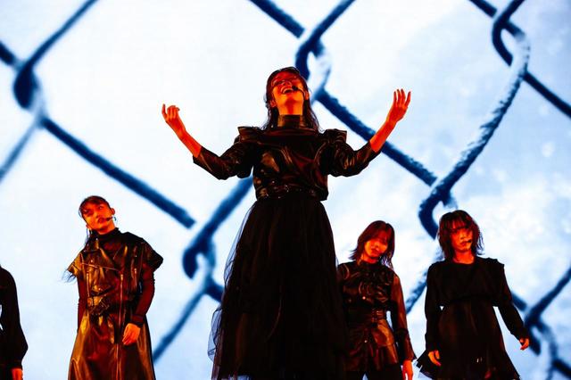 「流れ弾」『櫻坂46 1st TOUR 2021』より
