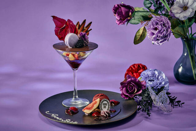 アナ スイ ファンタジーパフェ【ファンタジー&ローズ アフタヌーンティー with ANNA SUI】