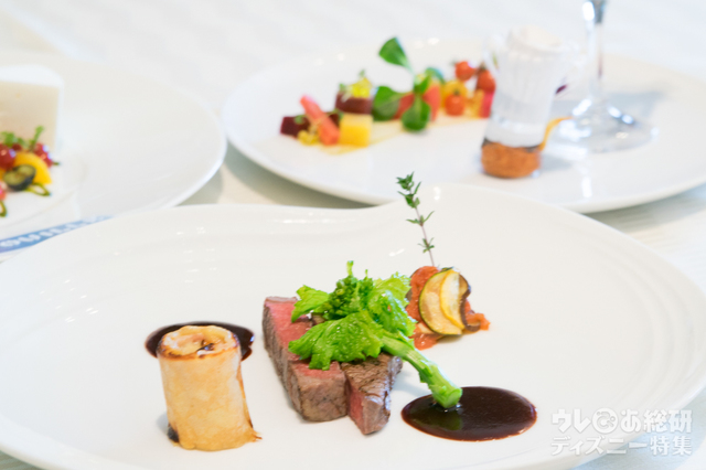 “ピクサー・プレイタイム”ディナーコース 10,290円｜東京ディズニーシー・ホテルミラコスタ「オチェーアノ」