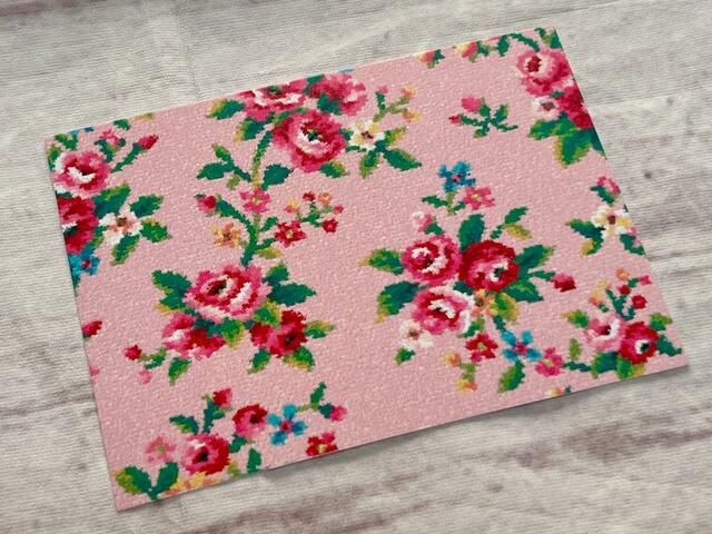 フェイラーの「MADEMOISELLE ROSE（マドモワゼルローズ）」。マリー・アントワネットに想いを馳せたデザイン♪華やかなローズが素敵…！