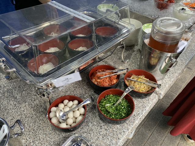 暑い日は冷麺もおすすめ!