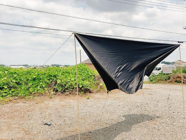 【ワークマン レジストスクエアタープ】精錬された印象のブラック