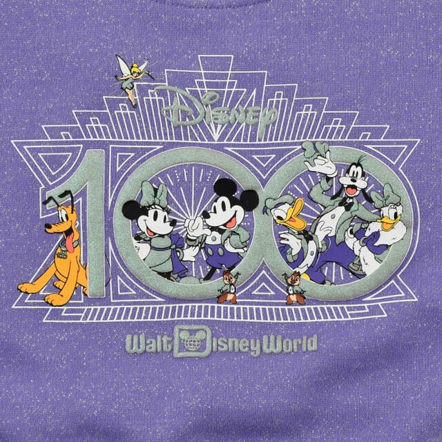ディズニーキャラクター キッズ用長袖トレーナー The Disney100 Platinum Celebration Collection 6,600円