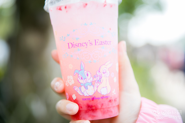 スパークリングソフトドリンク（サワーホワイト、ラズベリーゼリー入り）