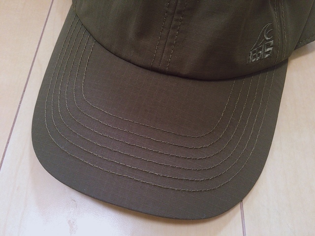 【ワークマン イージス防水リップローキャップ】しっかりした作りのツバが日差しを防ぐ