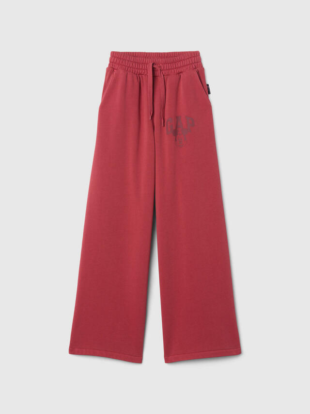 GAPロゴ　スウェットパンツ　¥4,490｜Gap x Disney Collegiate