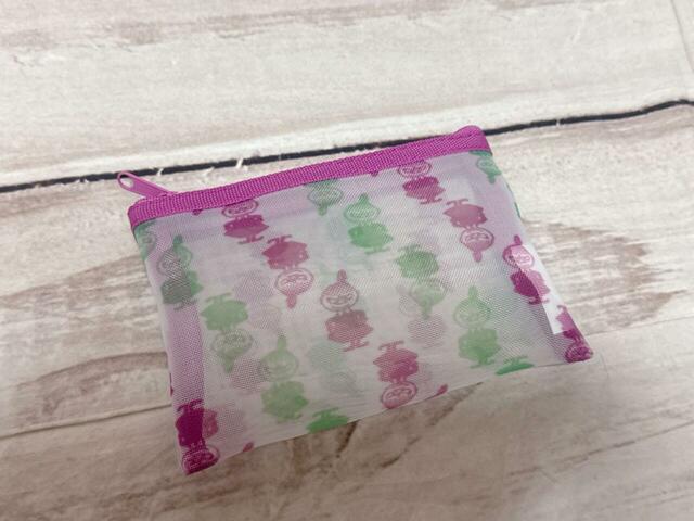 メッシュ素材がかわいいポーチ。サイズは（約）縦10×横15cm