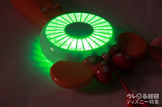 ポータブルファン 2200円