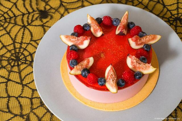 「SNOOPY's Spoooooky Halloween Party」＜期間：2024年9月21日〜11月4日＞【スヌーピーとハロウィンパーティー♪PEANUTSコラボの“秋のスイーツビュッフェ”開催！】