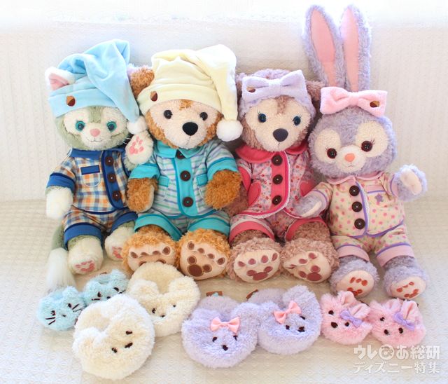 オータムスリープオーバーのパジャマを着たダッフィー&フレンズ