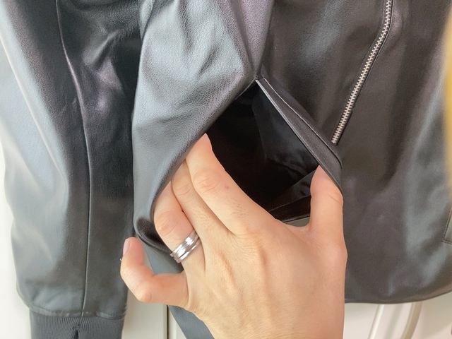 【ワークマン レディースフェイクレザーウォームジャケット】便利なサイドポケットも！