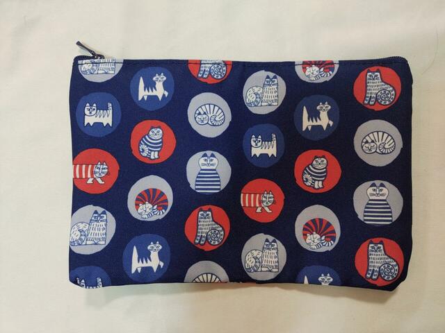 猫のイラストがふんだんに描かれている