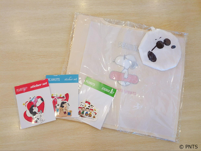 【ジョイフル×スヌーピー】ステッカー3種セットと、オリジナルデザインエコバッグを購入