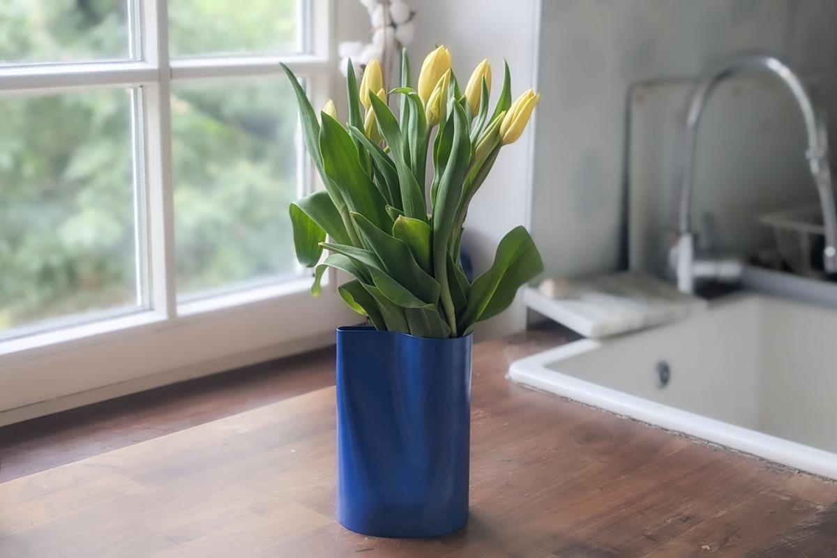 IKEAの「1つ2役の花瓶」のおかげで切り花もハーブや観葉植物も気軽に