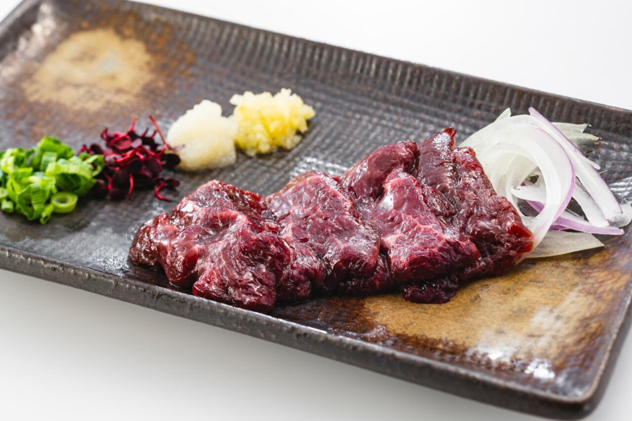 食べ放題ニュース】地鶏！馬刺し！石焼ステーキ！「九州・熊本グルメ食べ放題」の内容が最強すぎるよ～!! - うまいめし