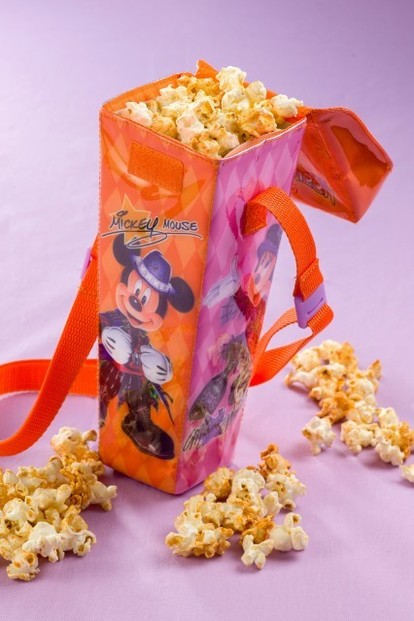 Tdlハロウィーン16 カボチャに紫イモ 秋の味覚 食べ歩きデザートからスペシャルセットまで全紹介 1 4 ディズニー特集 ウレぴあ総研
