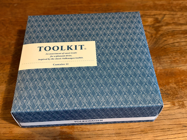 【モロゾフ×ビートル ツールキット】高級感のあるシンプルなデザインの箱がまたかっこいいですね