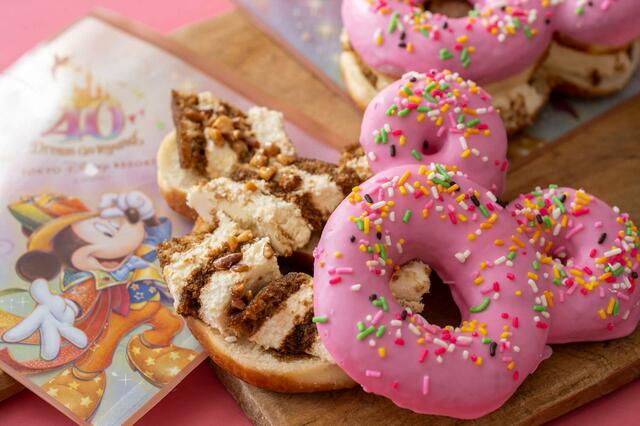 ティラミスドーナツ(アーモンド入り) 850円｜東京ディズニーリゾート40周年“ドリームゴーラウンド”スペシャルメニュー