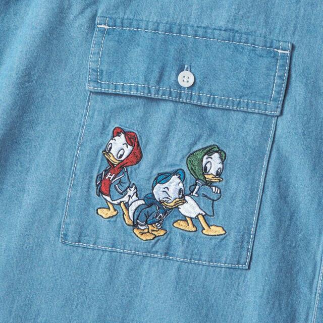 ユニセックスオーバーサイズデニムシャツ「ドナルド＆ファミリー」｜6,990円（税込）