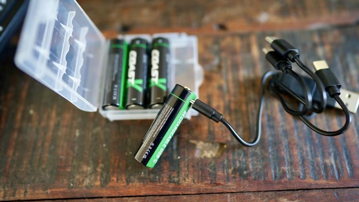 aaaさま専用 電池買い直すのやめました。充電式電池「ZX AAA」なら、USB-Cケーブル