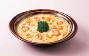 【デニーズのグランドメニュー人気ランキング 5位】「3種チーズの海老ドリア」990円（税込）