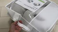 【ニトリ 上半身を包み込むまくら】サイズは幅48×奥行80×高さ12cm、重さ約1.22kg。色はグレーのみです
