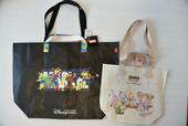 香港ディズニーランドグッズ ショッピングバッグ(Sサイズ25HKD、Mサイズ30HKD)