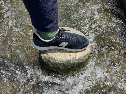 ニューバランスの「Fresh Foam 1880」にスエードモデルが登場！ 日常的