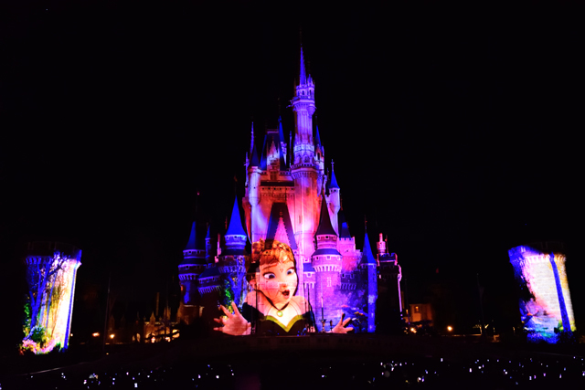 31:「アナと雪の女王」から「For the First Time Forever」 ©Disney