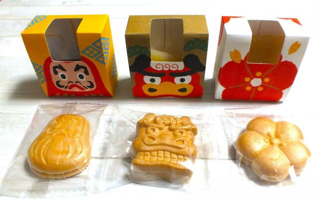 【カルディ】もへじ　手作り最中　ギフトセット　左から、だるま、獅子舞、梅の花