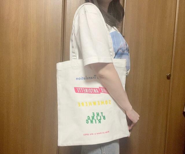 【UNIQLO(ユニクロ)セレブレイティング ソフィア・コッポラ トートバッグ】肩がけも楽々できます!