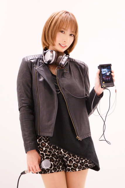 ウォークマンぴあ発刊イベント：　藍井エイルさん　©ぴあ／小林裕和