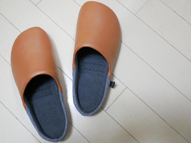 【KEYUCA（ケユカ）】FM フットマットレスⅡレザータッチ／1,859円（税込）