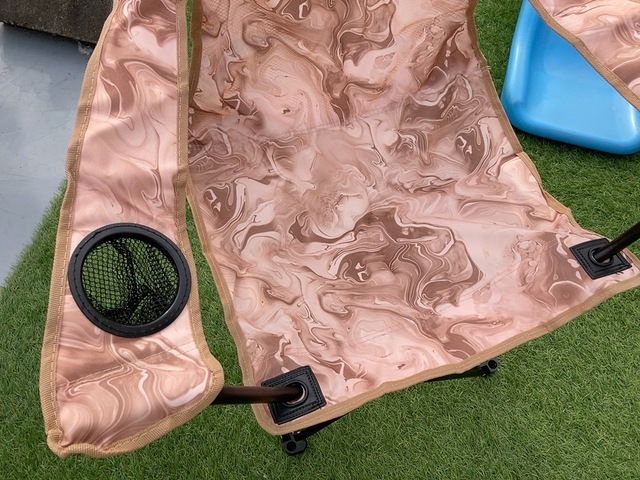 【ワークマン 燃え広がりにくいアームチェア ハイ】燃え広がりにくい素材