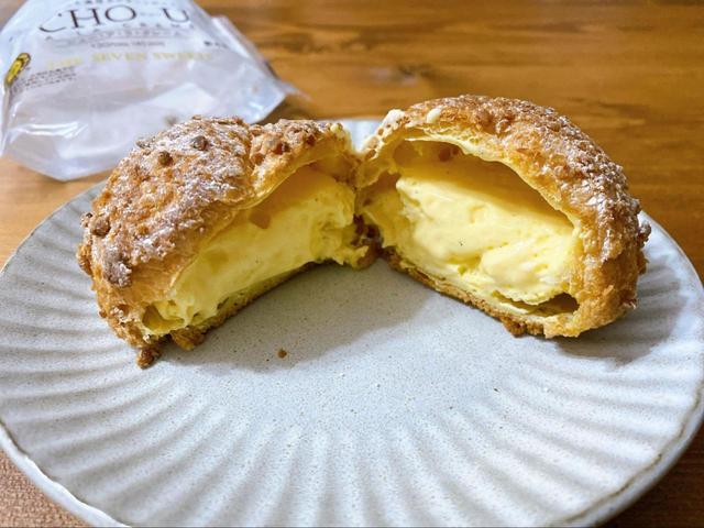 大手コンビニ3社のシュークリームを徹底比較します