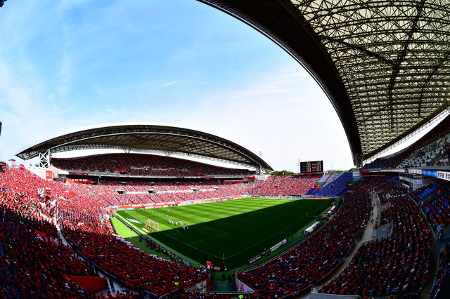 収容人数6万3700人を誇る埼玉スタジアム2002 ©J.LEAGUE
