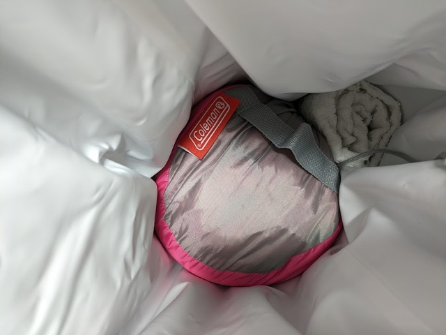 【ワークマン 防水サーモリュック】キッズサイズの寝袋や着替えも入りました