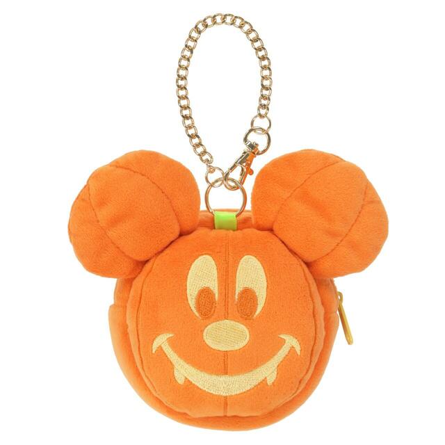 ポーチ 1,800円｜東京ディズニーリゾート「ディズニー・ハロウィーン」スペシャルグッズ｜販売店舗：東京ディズニーランド「ディズニー＆カンパニー」、東京ディズニーシー「エンポーリオ」｜発売日：2025年9月16日（火）
