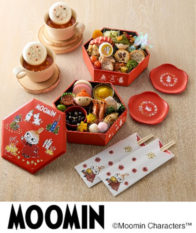 「おせち・二段重「ムーミン」」＜価格：22,900円(税込)＞【【2025年おせち】ベルメゾンに「トムとジェリー」「スヌーピー」「ムーミン」「すみっコぐらし」4種の“人気キャラおせち”が登場！】