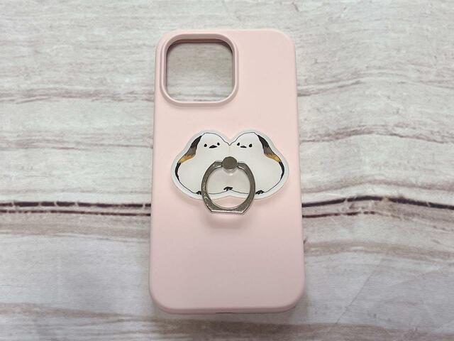 手持ちのiPhoneケースにつけてみました