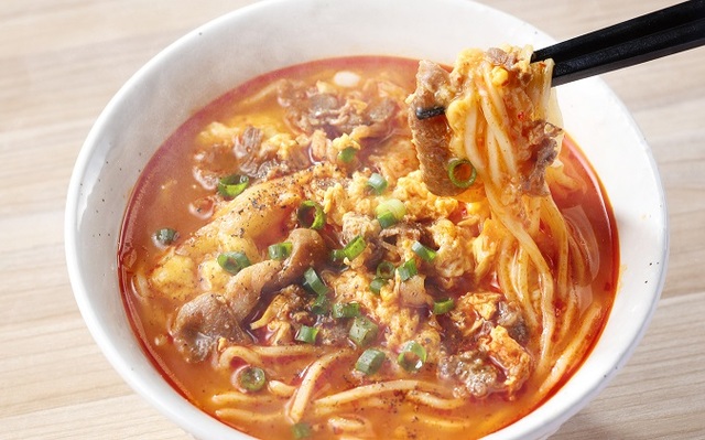 辛旨！ 和牛牛骨 カルビラーメン