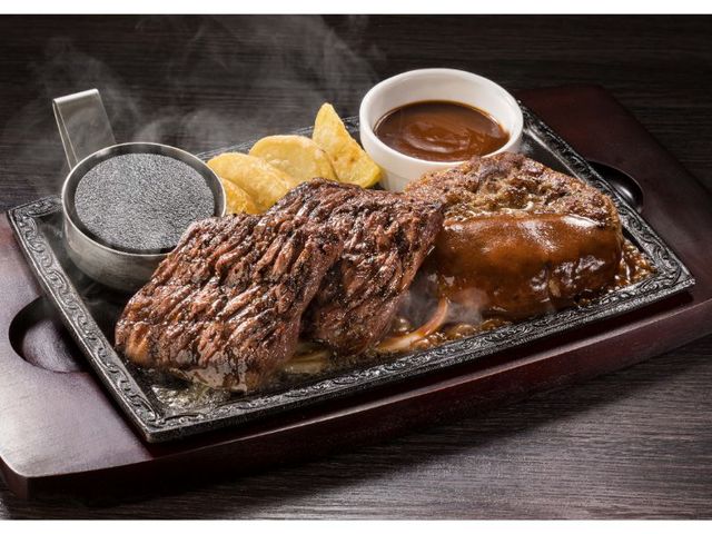 《単品》牛ハラミペッパーステーキ（約200g）&手ごねビーフハンバーグ（約150g）