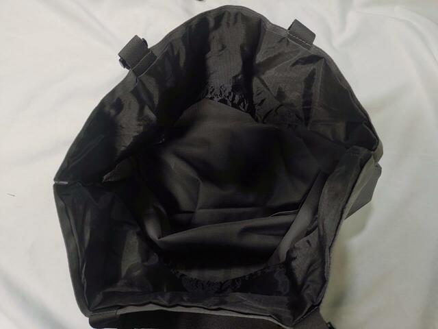 巾着を開けた状態