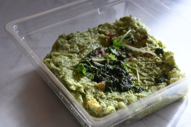 【成城石井】成城石井自家製 大分県産大葉のポテトサラダ／大葉がアクセントになった彩りもきれいなポテトサラダ