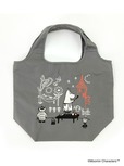 【ムーミン「刺繍バッグ」】価格：￥6,050、サイズ：約W45×H36×D20cm／コーディネートに合わせやすい落ち着いたマットなベースカラーもうれしい