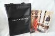 【GLOW8月号付録「DEAN&DELUCA 保冷機能付きデイリーBIGトート」】雑誌とトートを並べたところ